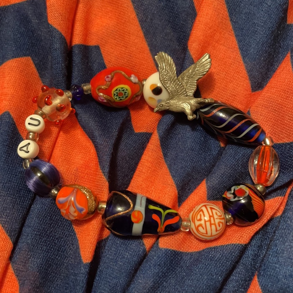 🦅 Vintage (92) Danforth Pewter Auburn Glass Beaded Eagle Bracelet HTF